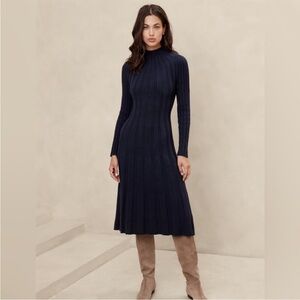 FINAL MARKDOWN NWT! Banana Republic Preppy Navy Ribbed Midi Sweater Dress 🧤
